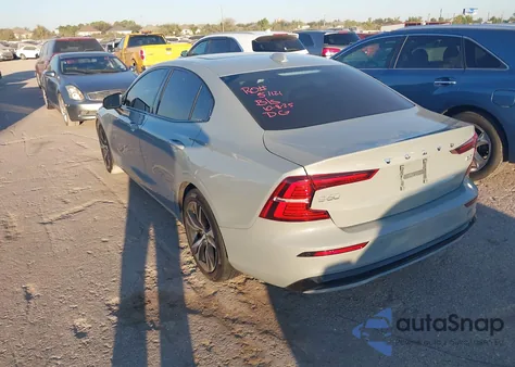 2024 Volvo S60 B5 Core Dark Theme из США, поврежденный, VIN 7JRL12FK0RG322142